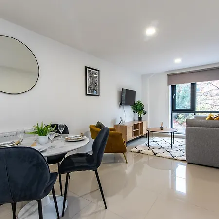 3-br In The Heart Of Leeds Centre * Leeds (West Yorkshire)